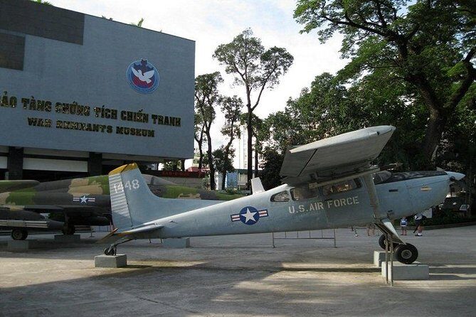 War Remnants Museum - Ho Chi Minh City Half Day Tours - Visiting the War Remnants Museum