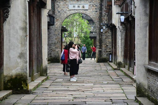 Wuzhen and Xitang Water Town Private Full Day Trip from Shanghai with Lunch and Dinner - What Travelers Say: Authentic Praise and Practical Insights