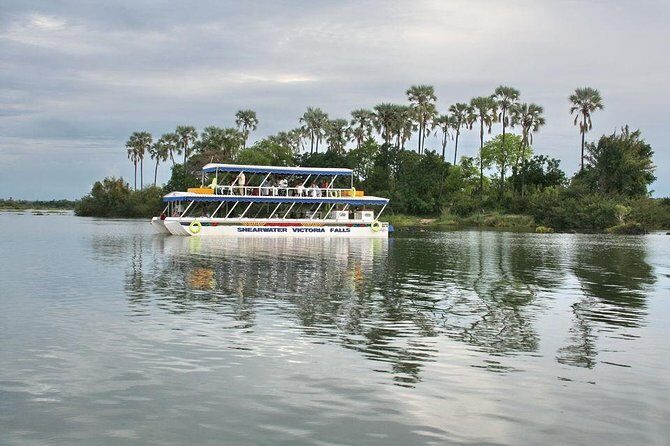 Zambezi Sunset Cruise In Victoria Falls - What Makes the Sunset on the Zambezi Special
