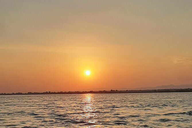 Zambezi Sunset Cruise Wildlife, Drinks & Breathtaking Views - Who Will Love This Cruise?