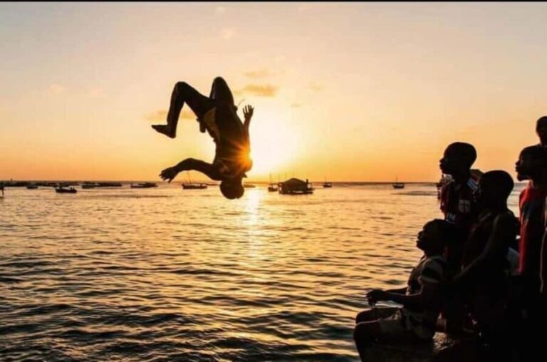 Zanzibar: Evening stone town walking tour with night market - Exploring the Tour: A Deep Dive into What to Expect