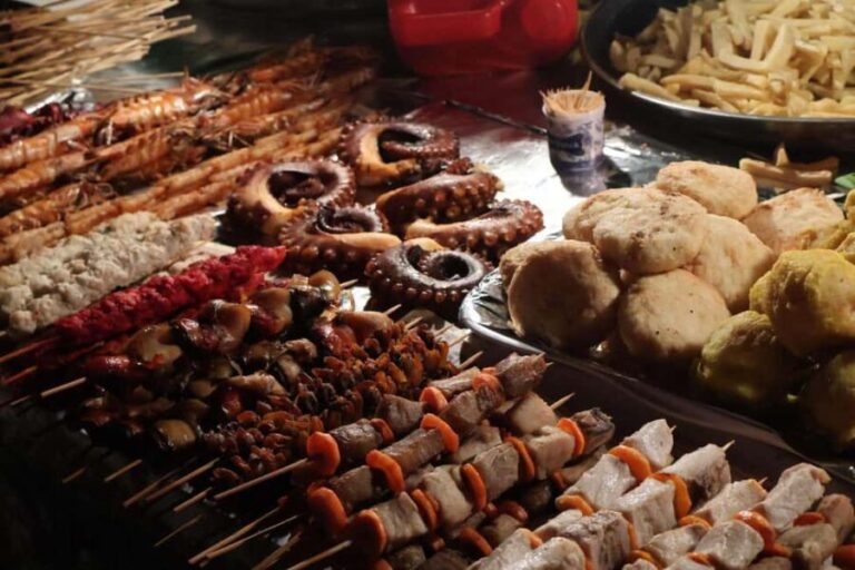 Zanzibar: Prison island and night food market day tour - The Evening Food Adventure: Darajani Market and Forodhani Gardens