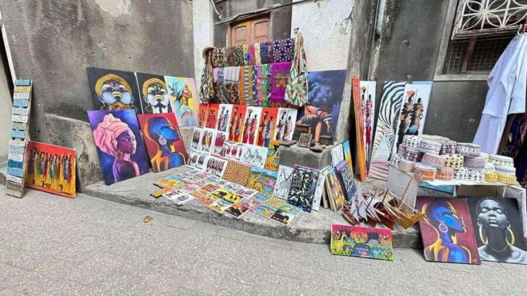Zanzibar: Quad Bike Adventure and Souvenir Market Tour - Exploring Zanzibar’s Vibrant Souvenir Market