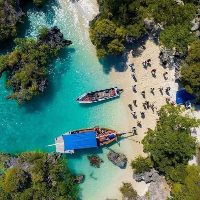 ZANZIBAR: Safari Blue Honeymoon tour - What’s Included and What to Budget For