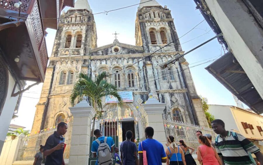 Zanzibar: Stone Town Tour, Prison Island and Jozani Forest - Detailed Breakdown of the Itinerary