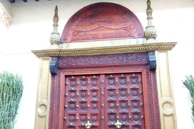 Zanzibar Stone Town Walking Tour - Food, Shopping, and Authentic Interactions