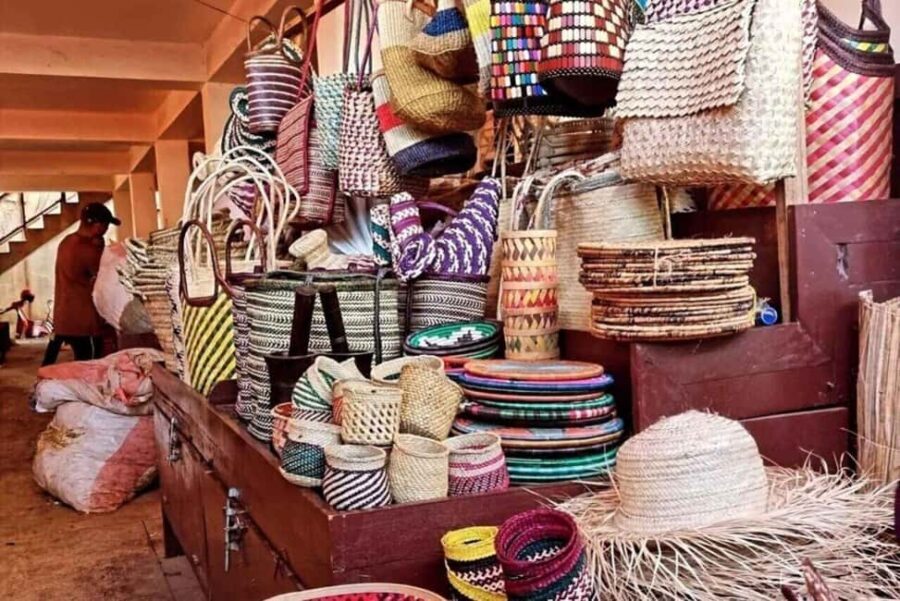 Zanzibar: Stone Town Walking Tour with Shopping & Urojo - What to Expect: A Detailed Breakdown