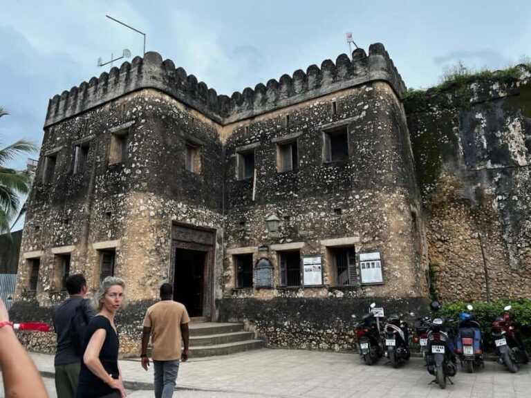 ZANZIBAR:STONE TOWN AND PRISON ISLAND TOUR - The Island off the Coast: Prison Island