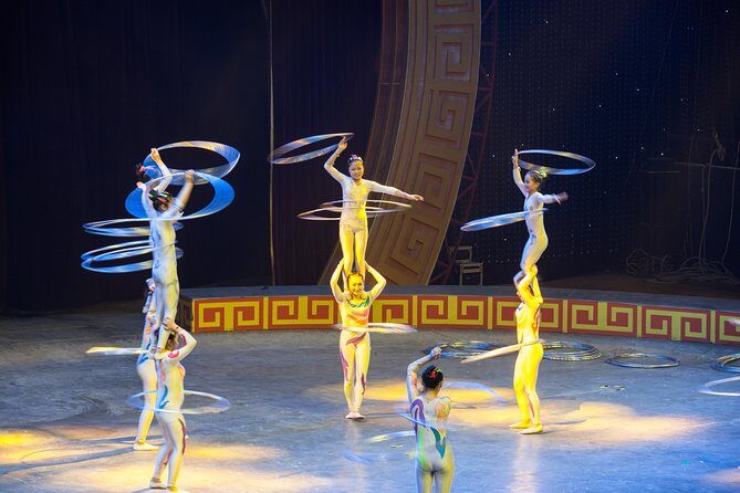 Zhujiajiao Private Day Tour and Shanghai Acrobatic Show - The Transition: From Water Town to Shanghais Entertainment Scene