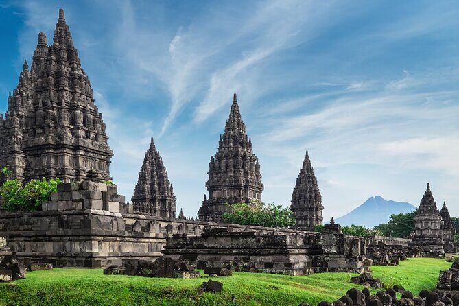 1 day tour Borobudur and Prambanan Temples - Room for Improvement
