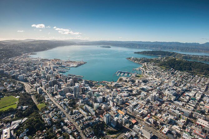 15-Minute Wellington Harbour Helicopter Flight - The Routes and Highlights
