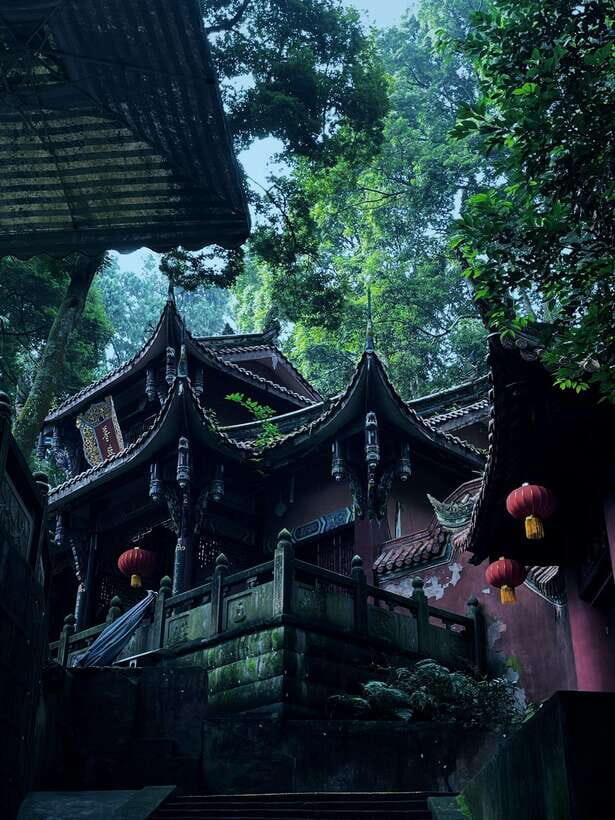 2-Day Chengdu & Mount Qingcheng Heritage Tour - In-Depth Breakdown of the Itinerary