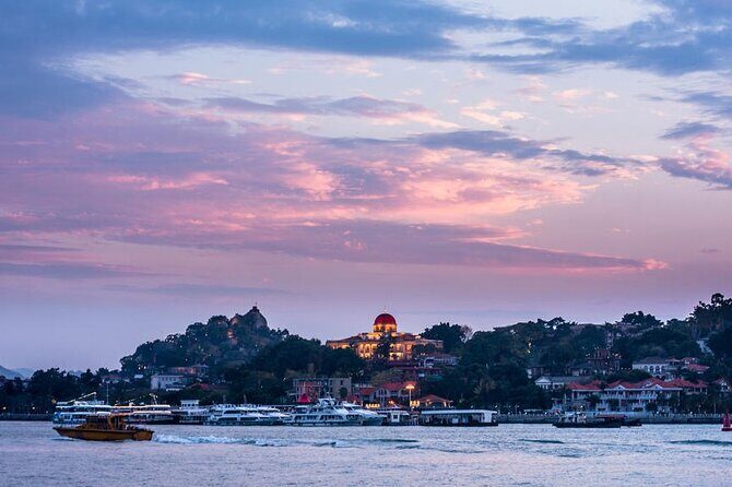 2-Day Private Sightseeing Tour of Xiamen City Highlights and Toulou Cluster - Who Is This Tour Best For?