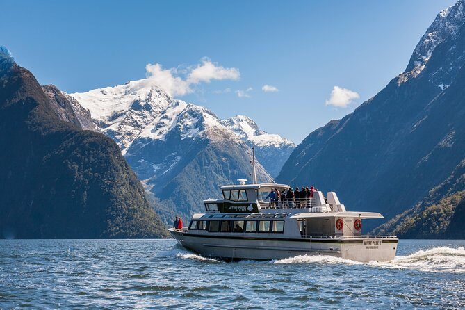 2-Hour Milford Sound Scenic Cruise - A Deep Dive into the Milford Sound 2-Hour Scenic Cruise