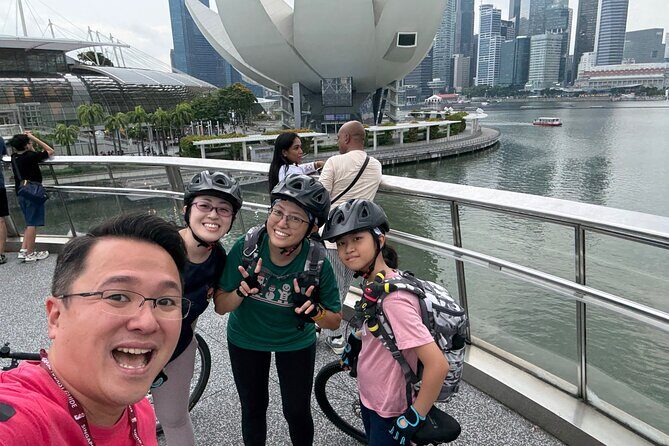 2 Hours Sunset Bike Tour and Garden Rhapsody Show - What to Expect From the Itinerary