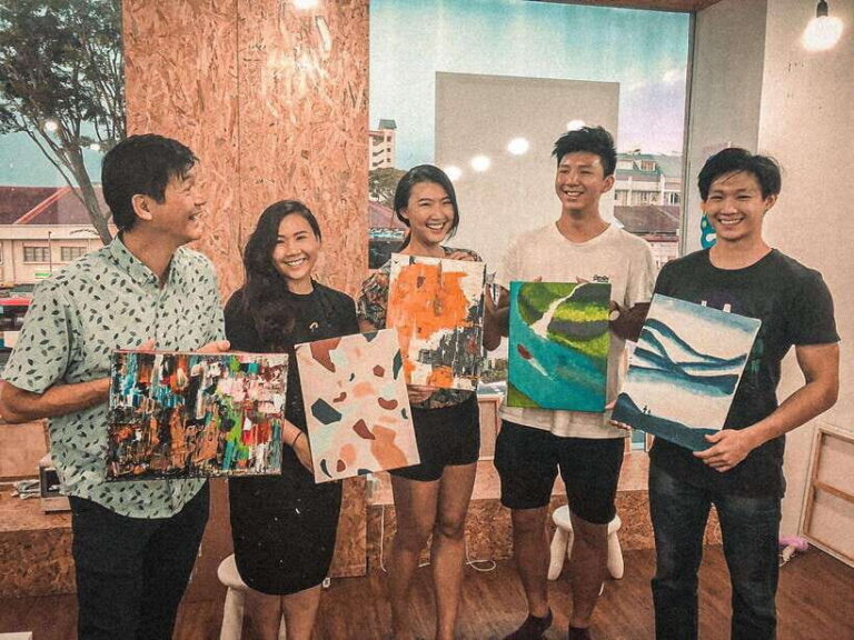 2-Hr Art Jamming Session - Unguided - Explore the Artistic Environment of White Canvas Studio