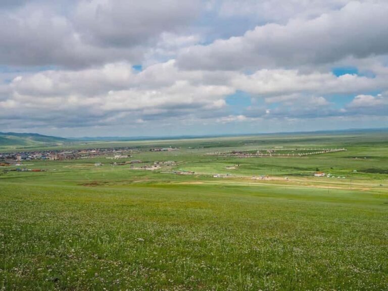 3 day Khar khorum budget tour Central Mongolia - Transportation and Group Dynamics