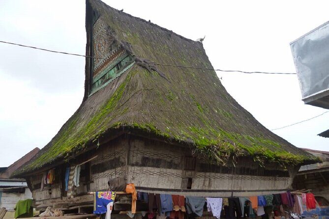 3-Days Lake Toba & Brastagi Highland From Medan City or From Kuala Namu airport - Day 2: Samosir Island and Batak Culture