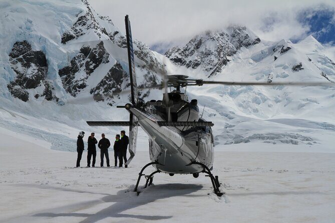 60 Minute - Grand Circle Tasman Glacier helicopter flight - What Travelers Can Expect from the Experience