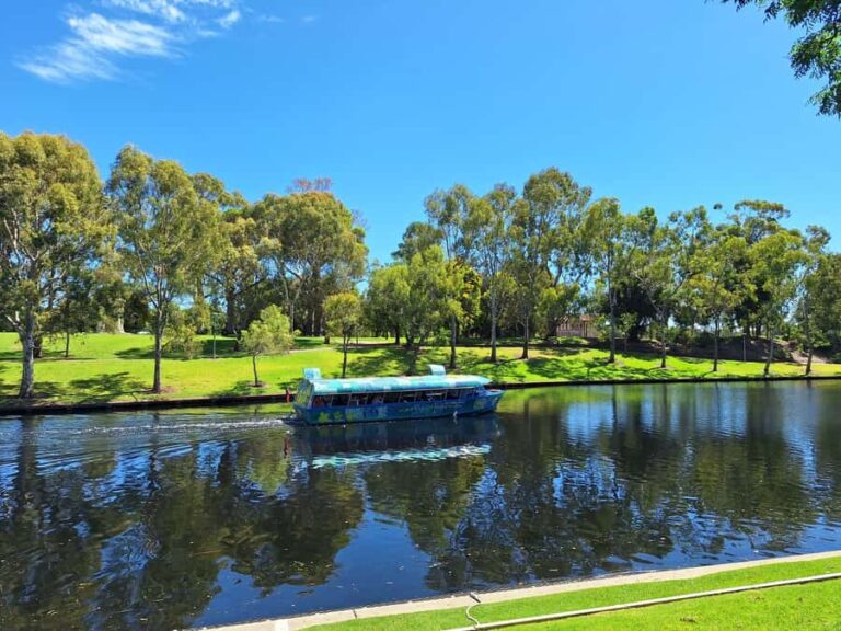 Adelaide: Walking Tour and Popeye River Cruise - The Guide and Storytelling