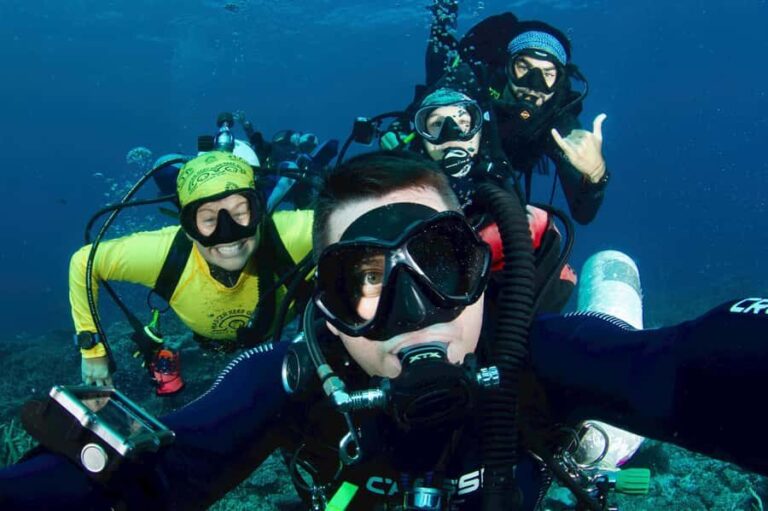 Agnes/1770: Southern Great Barrier Reef Scuba Diving Trip - The Underwater Experience: What You’ll See and Feel