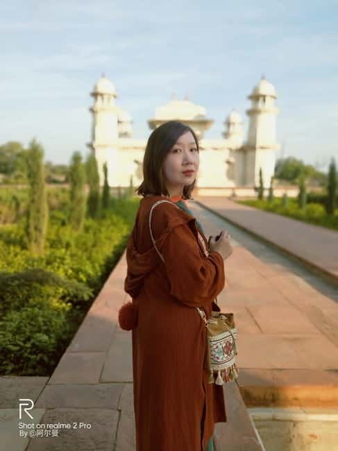 Agra: Taj Mahal & Mausoleum with Skip-the-Line Entry & Guide - What You Can Expect on This Tour