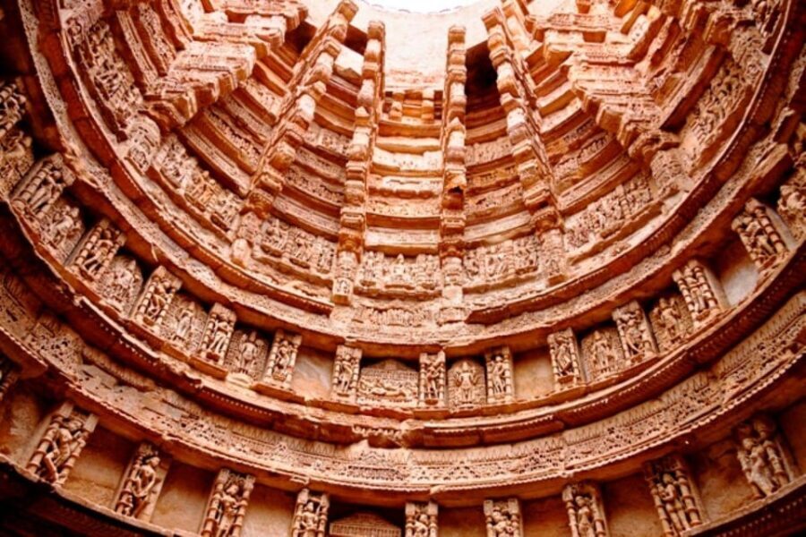 Ahmedabad: Sun Temple of Modhera & Queen's Stepwell Day Trip - Who Should Take This Tour?