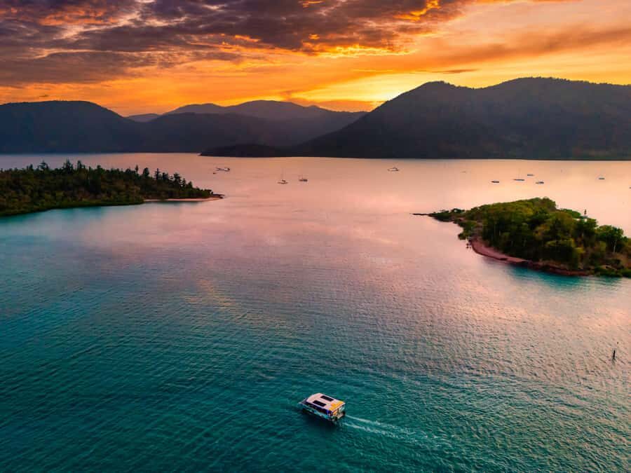 Airlie Beach: Bottoms Up Sunset Cruise with Drink - Who Is This Tour Best For?