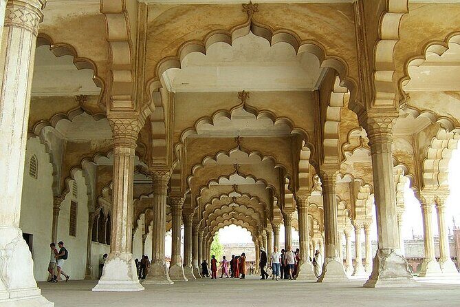 All Inclusive Private Taj Mahal Sunrise Tour with Agra Fort Visit - Visiting Agra Fort: Mughal Majesty