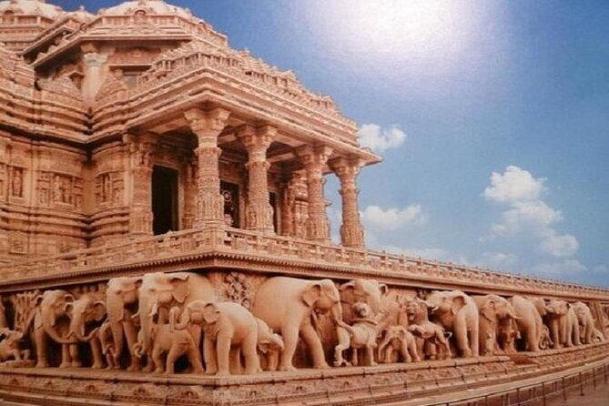 An Evening at the Akshardham Temple with Water Show with Private Transfer - Authentic Experiences and Authenticity