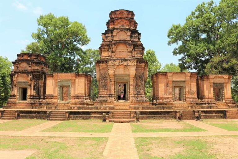 Angkor Wat: Sunrise 2.5 Days with Tonle Sap Lake Tour - Day 2: Sunrise, Iconic Temples, and Hidden Gems