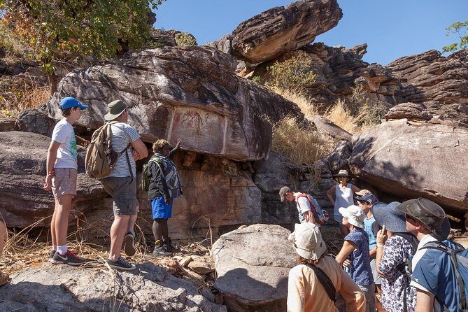 Arnhem Land Yingana Injalak Hill Full Day Tour from Darwin - Practical Details: What You Should Know