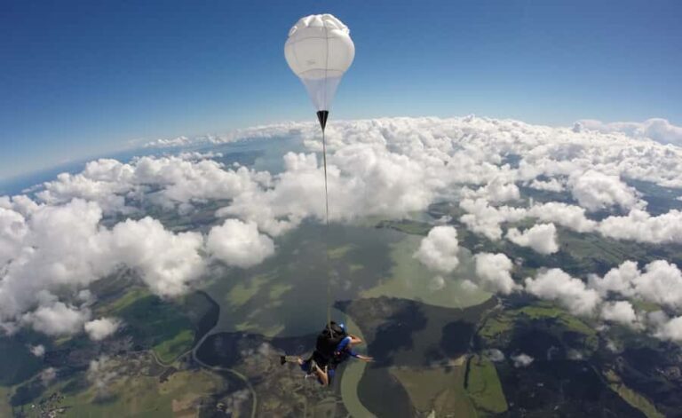 Auckland: 13000, 16000, or 18000-Foot Tandem Skydive - The Importance of Safety and Professionalism