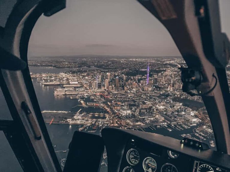 Auckland: 20min Helicopter scenic flight - City & Volcanoes - What to Expect During the Flight