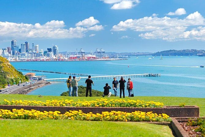 Auckland City Private Tour for Couples. Be chauffeur driven with added extras. - A Deep Dive Into the Itinerary