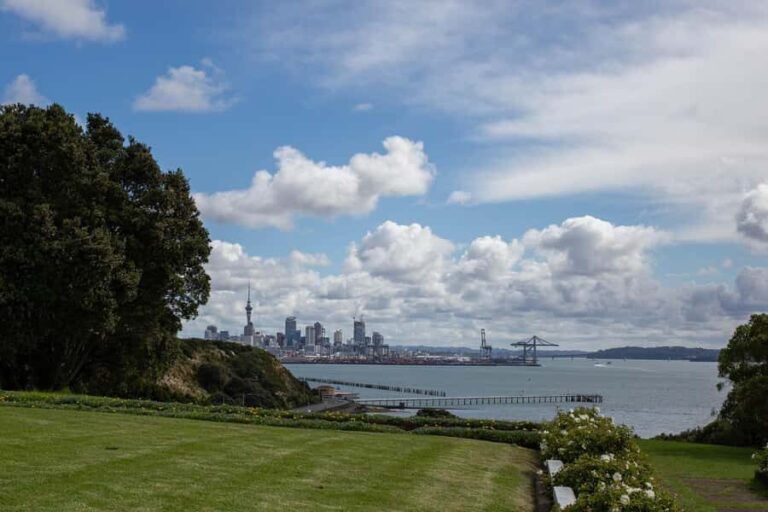 Auckland: City Tour with Wine Tasting and Black Sand Beach - The Logistics: What You Need to Know