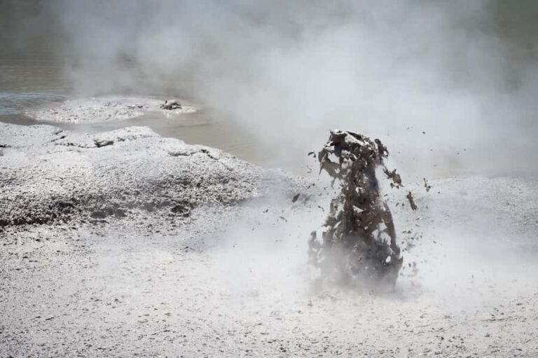 Auckland: Rotorua Wai-O-Tapu & Activity Combinations - Transportation & Group Size: Why It Matters