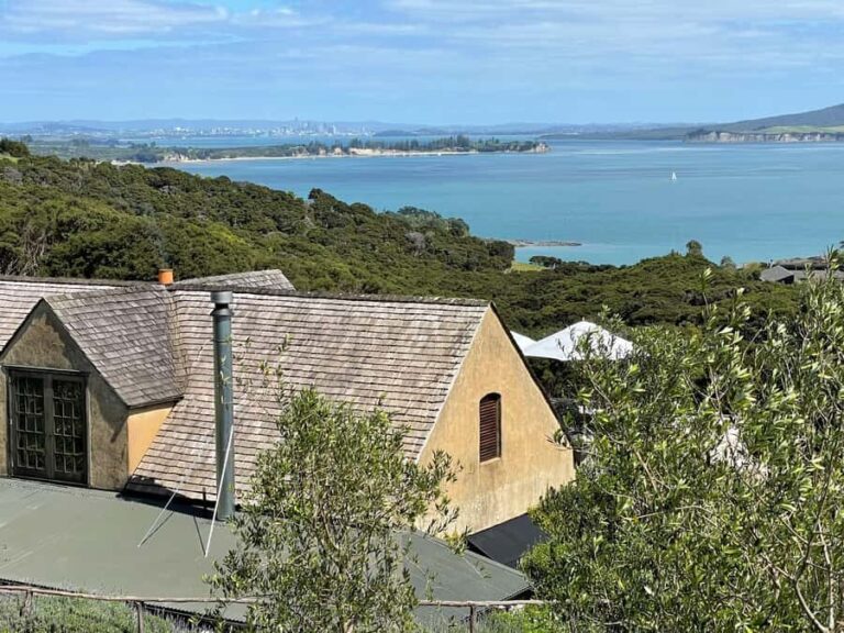 Auckland: Waiheke Island Luxury Experience Private Tour - The Practical Side: How the Day Unfolds