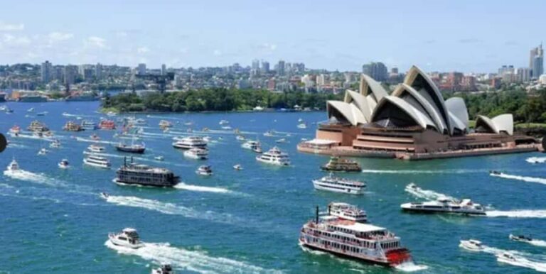 Australia Day Spectator Cruise - How the Itinerary Unfolds