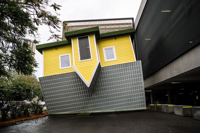 Australia's First Upside Down House Photo Experience - What Is the Experience Like?