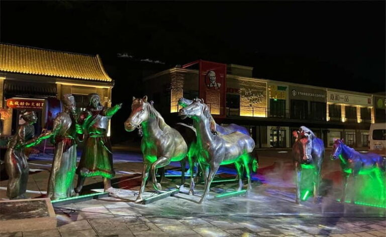 Badaling Great Wall Night Tour+ Light Show + Performance - What’s Included and What’s Not