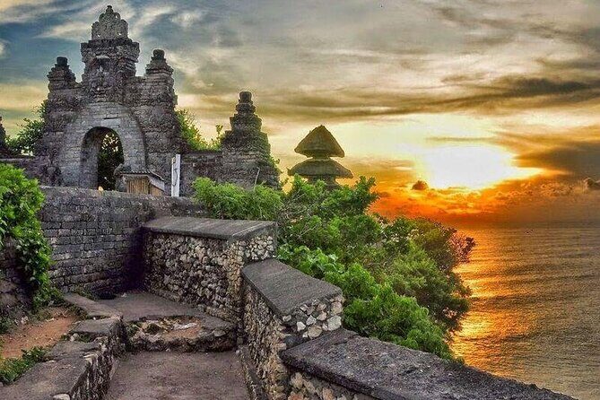 Bali Dinner Cruise & Uluwatu Temple Experience (Private & All-inclusive) - Who Is This Tour Best For?