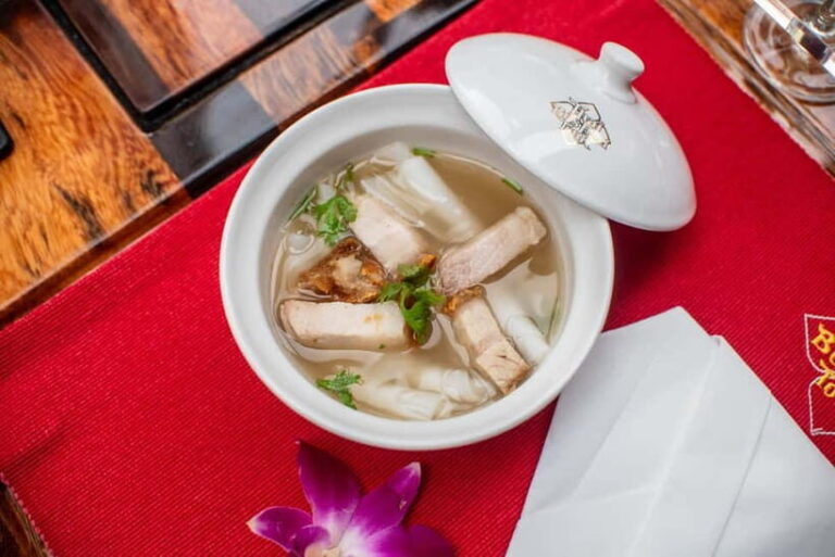 Bangkok: Michelin Food & 20 Landmarks Double-Decker Tour - The Sum Up