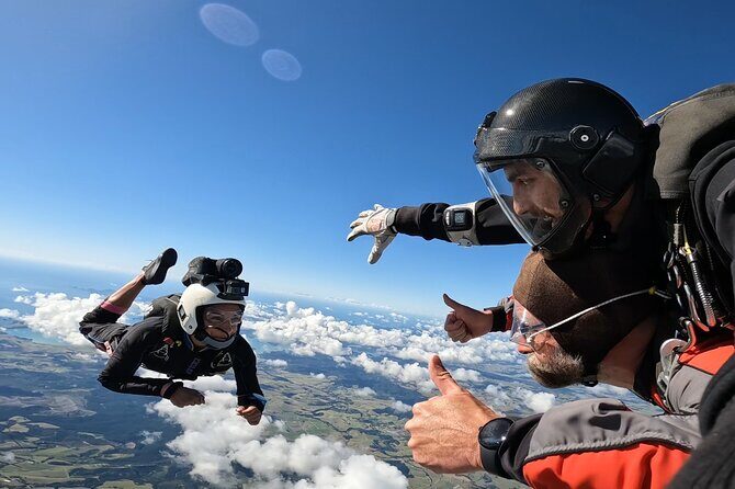 Bay of Islands: 18,000ft Skydive - Who Will Love This Experience?