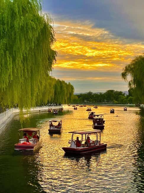 Beijing: Shichahai, Prince Gongs Mansion & Calligraphy - Strolling Shichahai: Scenic Lakes and Local Charm