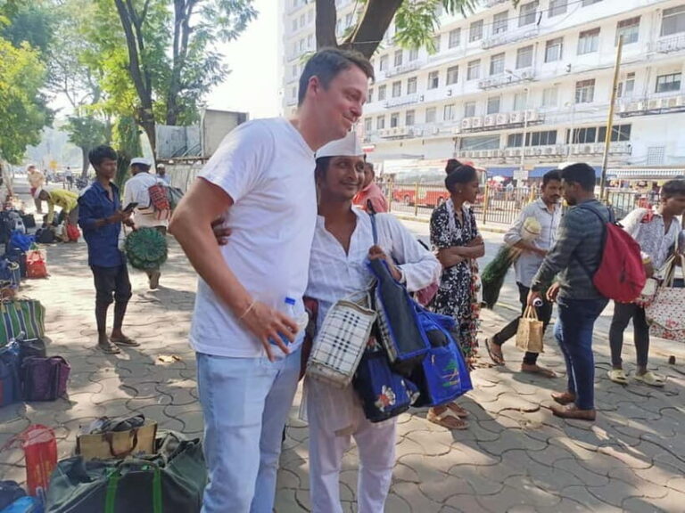 Best Combo Tour: Dabbawalas, Dhobi Ghat and Slum with Train - A Deep Dive into the Tour Experience