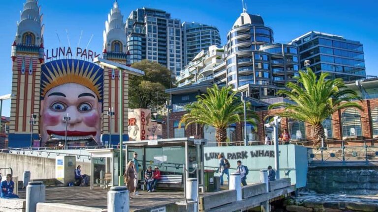 Best of Sydney: Private Walking Tour with a Local - Hidden Gems and Authentic Spots