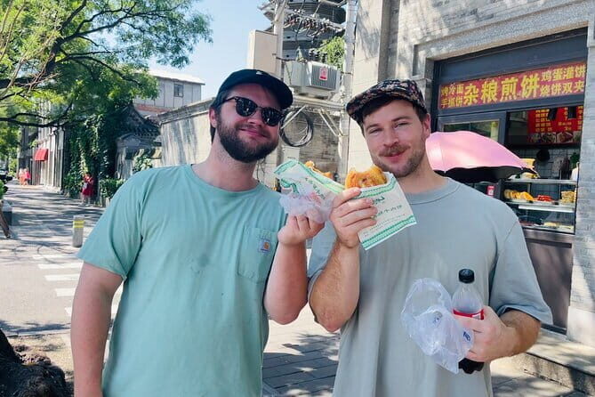 Bite and Stroll: Brunch Tour in Old Town Beijing! - Exploring the Itinerary in Detail