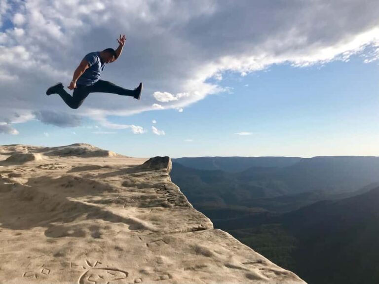 Blue Mountains day tour with Cruise, Scenic world pass & Zoo - Scenic Lookouts and Waterfalls