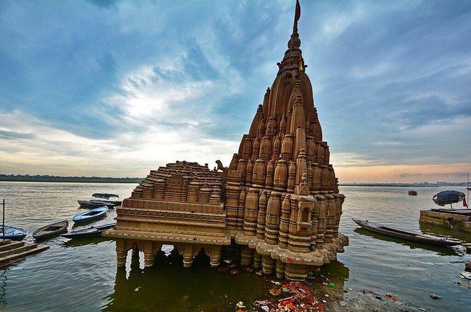 Bodhgaya Tour from Varanasi 2 Days 1 Night - What Travelers Say